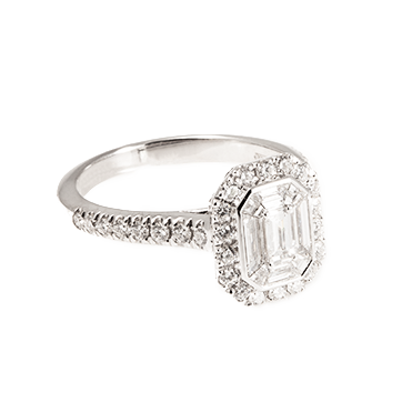 Кольцо из белого золота 18 карат с бриллиантами.